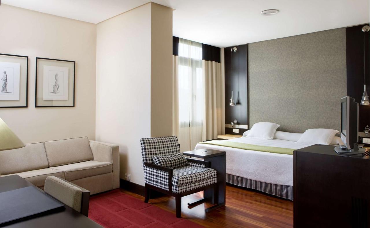 Hotel NH Avenida Jerez Jerez de la Frontera Exterior foto
