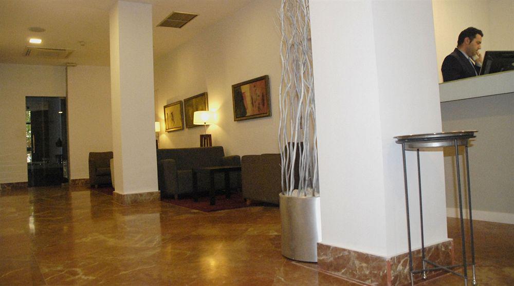 Hotel NH Avenida Jerez Jerez de la Frontera Exterior foto