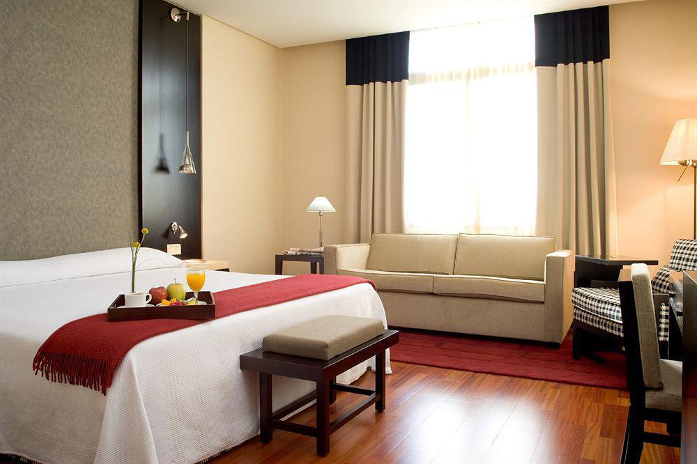 Hotel NH Avenida Jerez Jerez de la Frontera Habitación foto